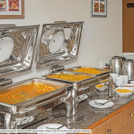 Hotel Nysha Palace Near Igi Airport 뉴델리 외부 사진